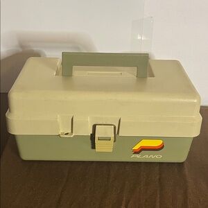😄Vintage Plano 70’s fishing tackle box 2 level gear